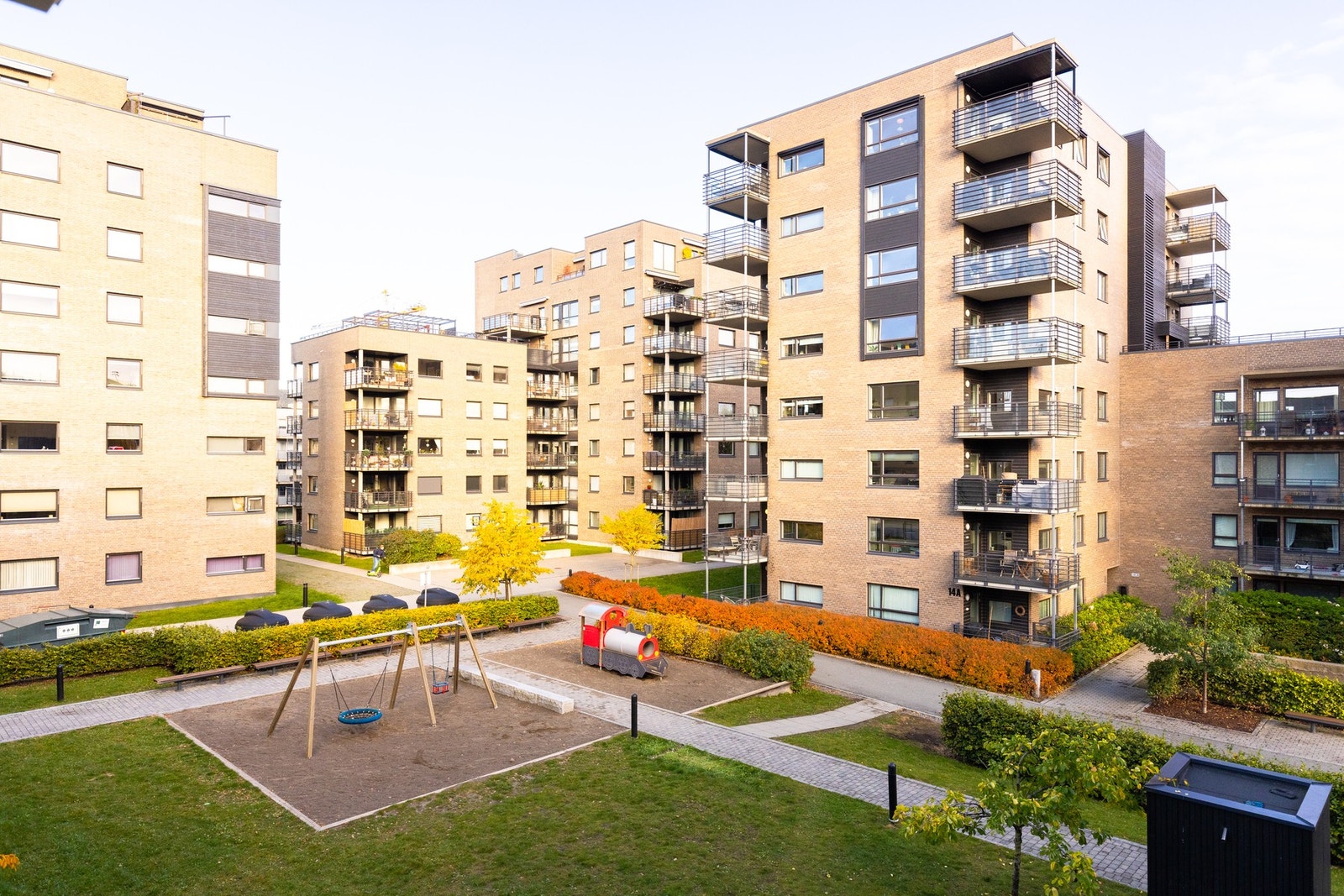 Pent opparbeidet og barnevennlige fellesområder. Galleribilde