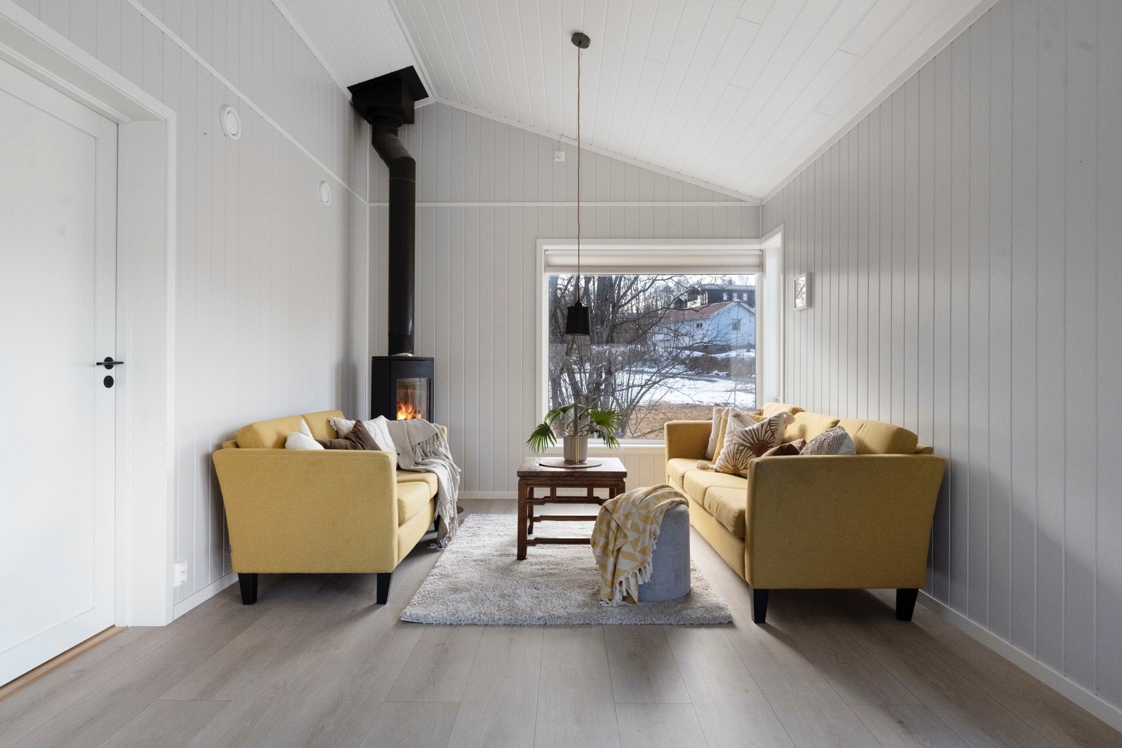 Int_101 Galleribilde