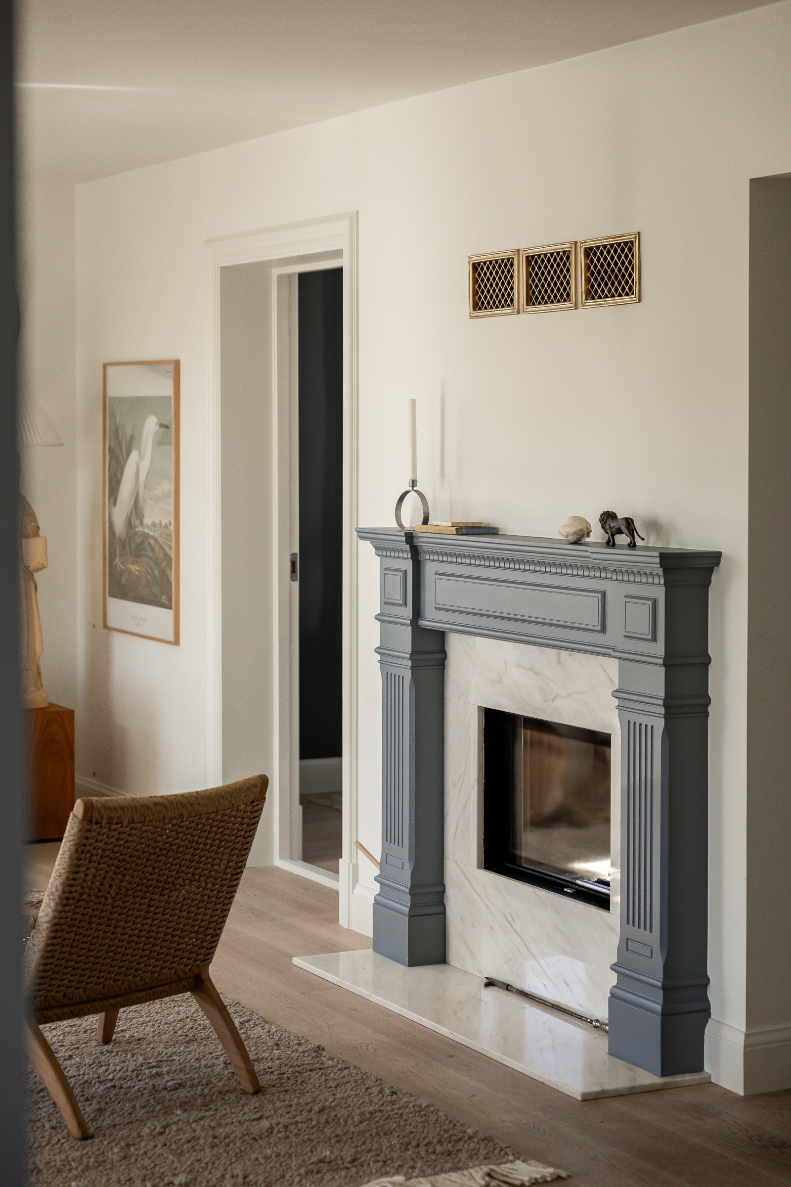 Moderne peis sørger for varme og hygge. Galleribilde