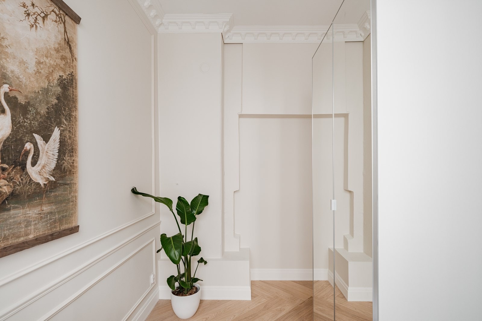 Her har du et lyst og luftig soverom med behagelig atmosfære. Galleribilde