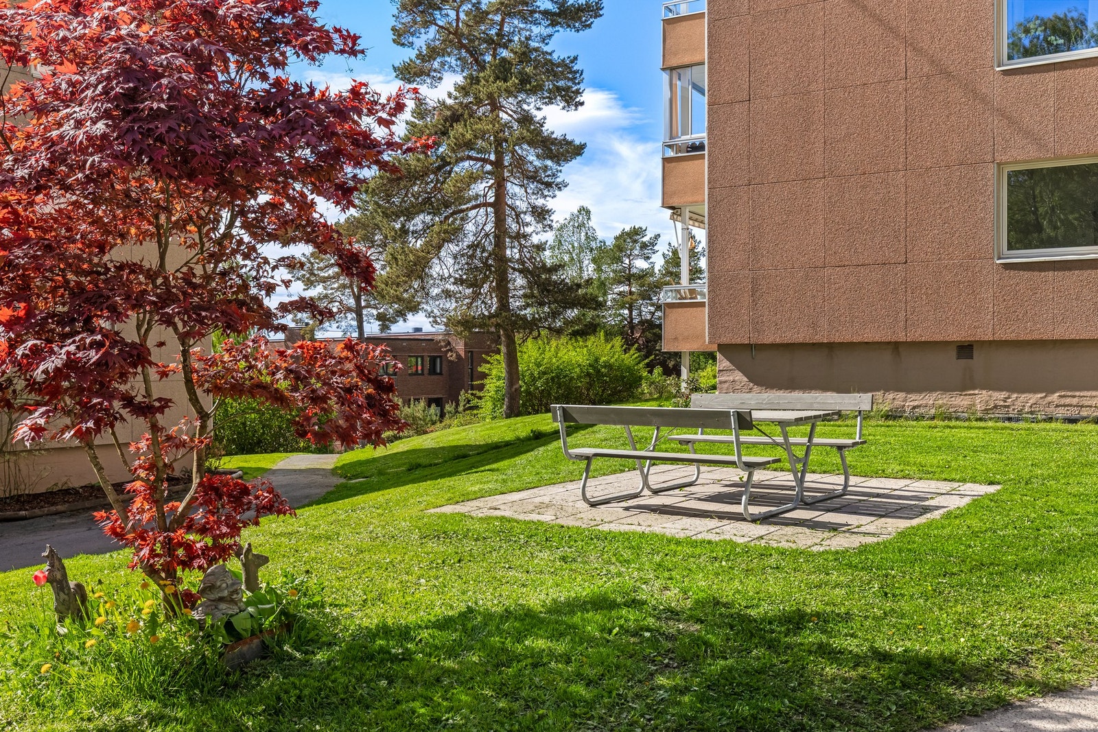 Her finner du også lekearealer og asfalterte internveier. Galleribilde