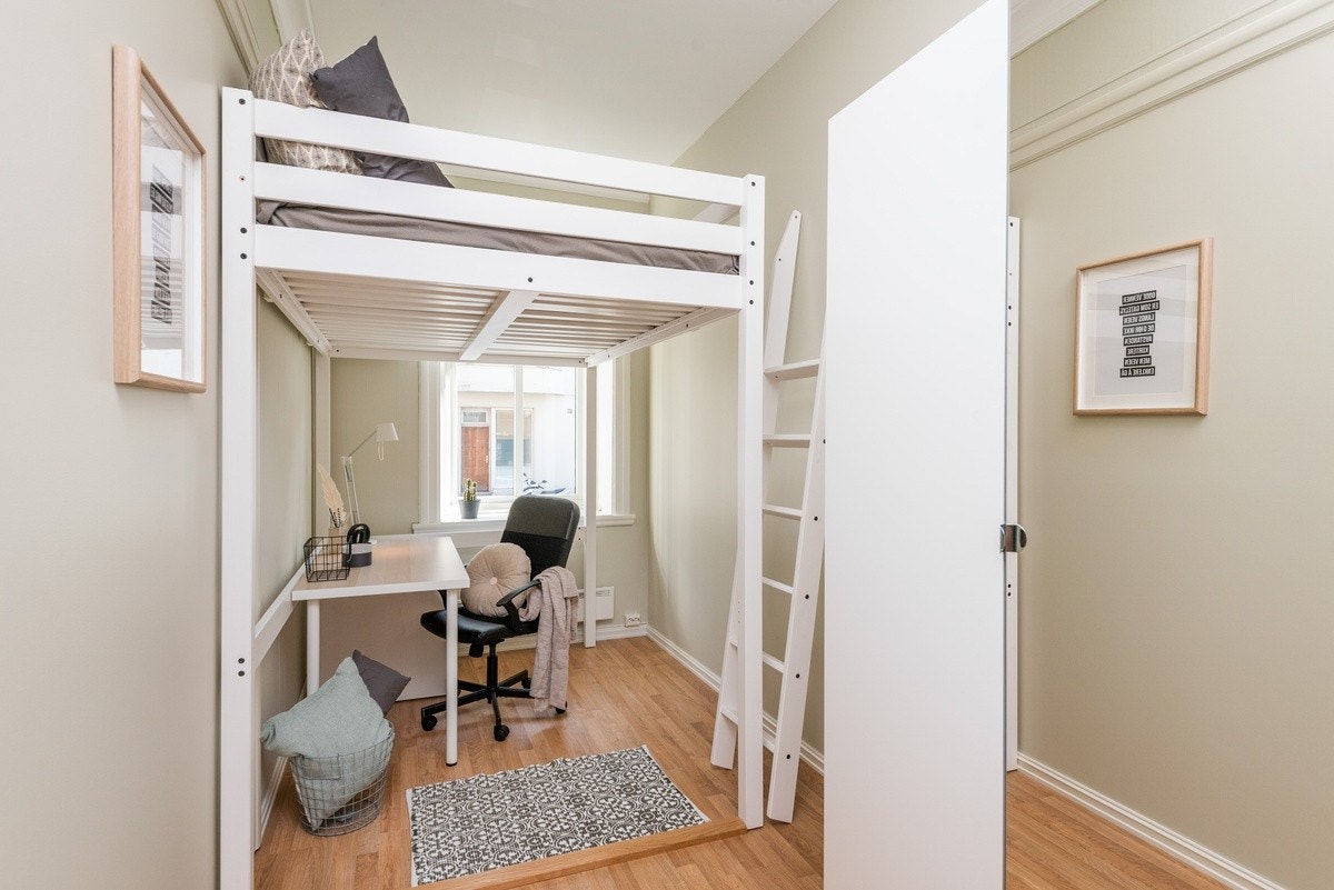 Soverom 2 med loftseng Galleribilde