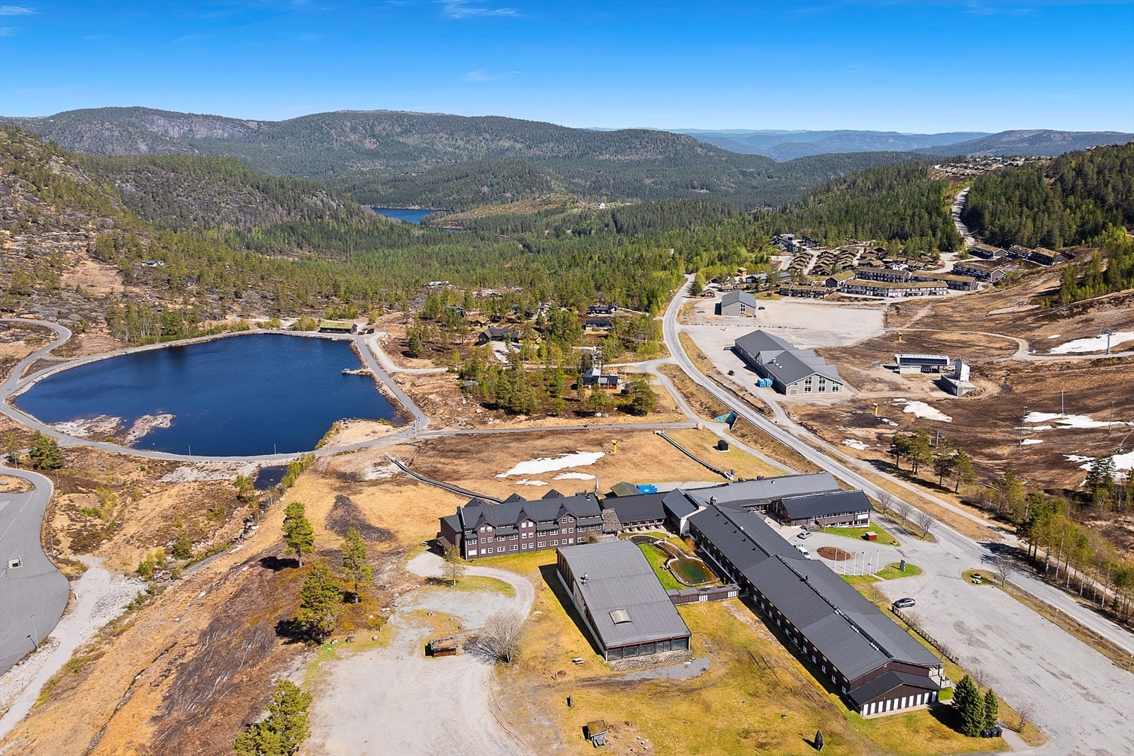 Det er også gode muligheter for fiske, bading og friluftsliv i området. Galleribilde