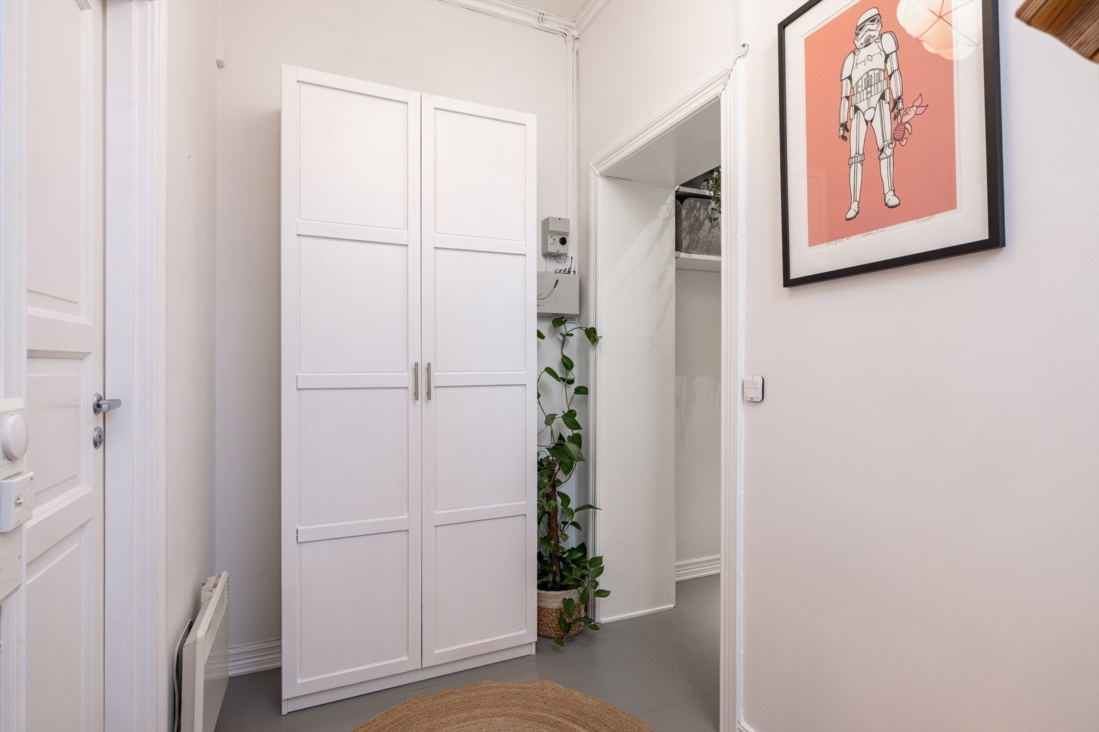Her er det ytterligere plass til smart garderobeløsning. Galleribilde