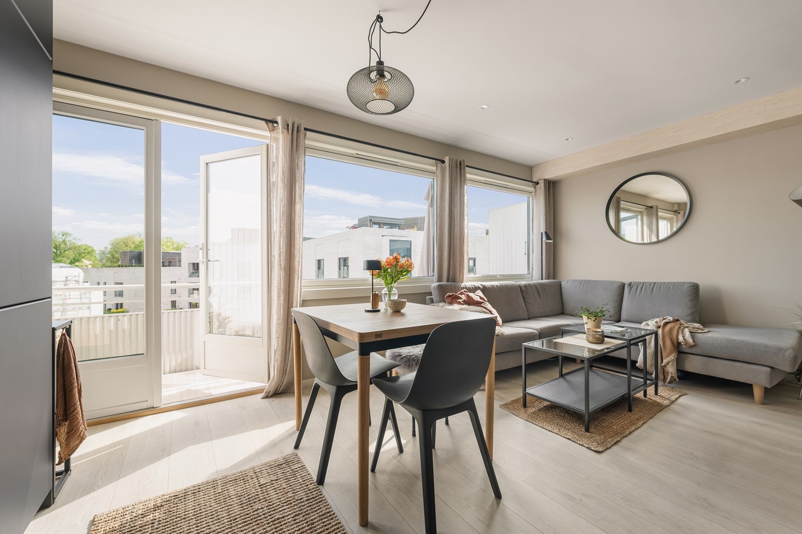 Dette er en lys og tiltalende toppleilighet med balkong og attraktiv beliggenhet på Fagerborg. Galleribilde