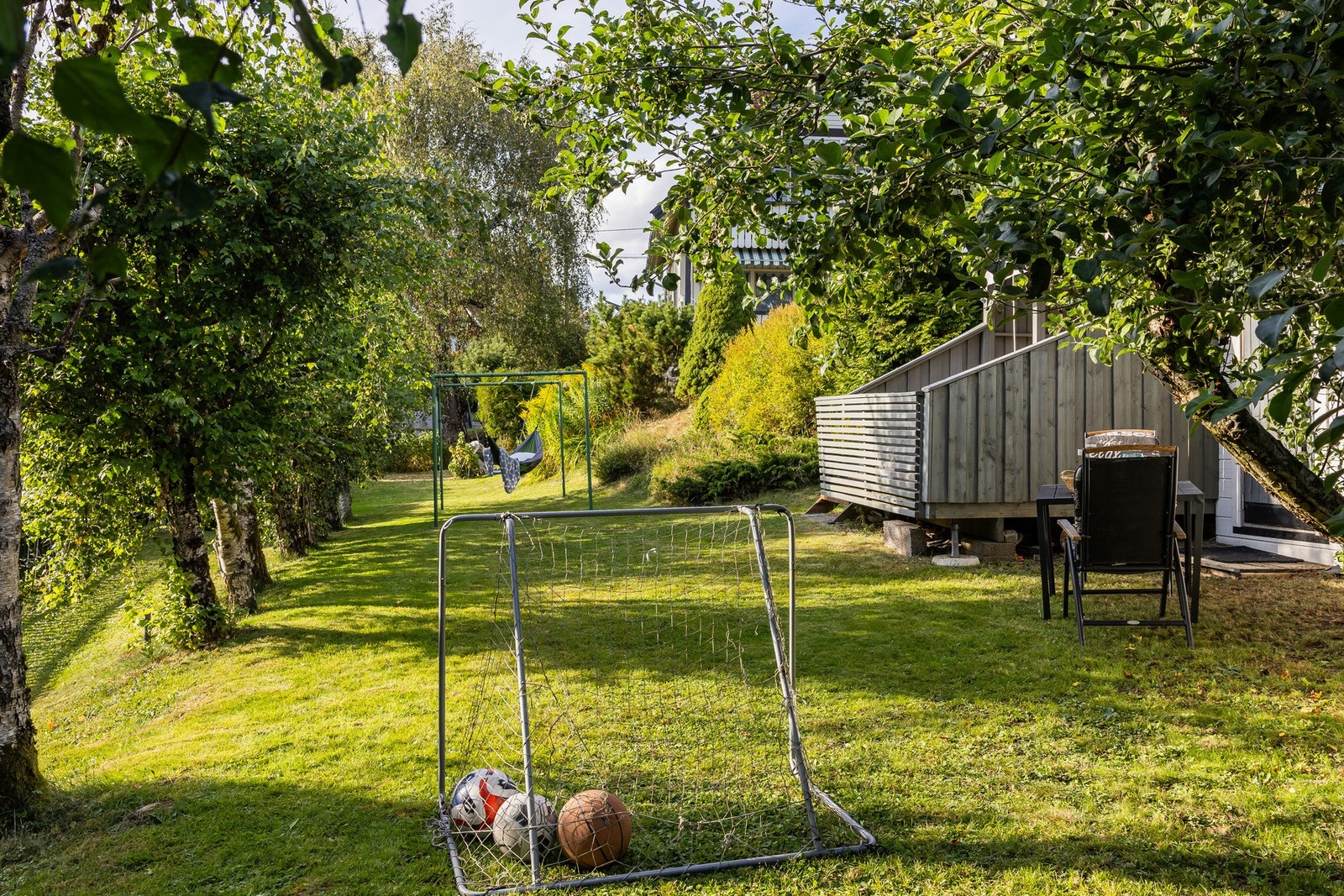 Fine solforhold og et tilbaketrukket preg. Galleribilde