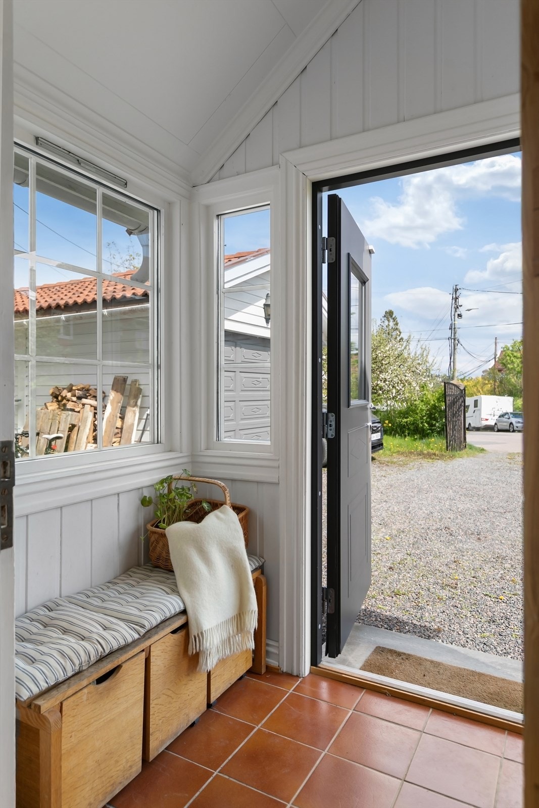 Vindfang/entré Galleribilde