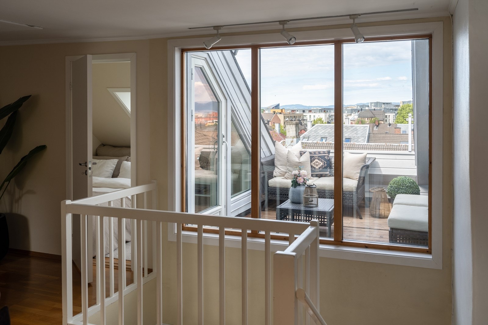I det du har kommet opp trappen er det en nydelig utsikt! Galleribilde
