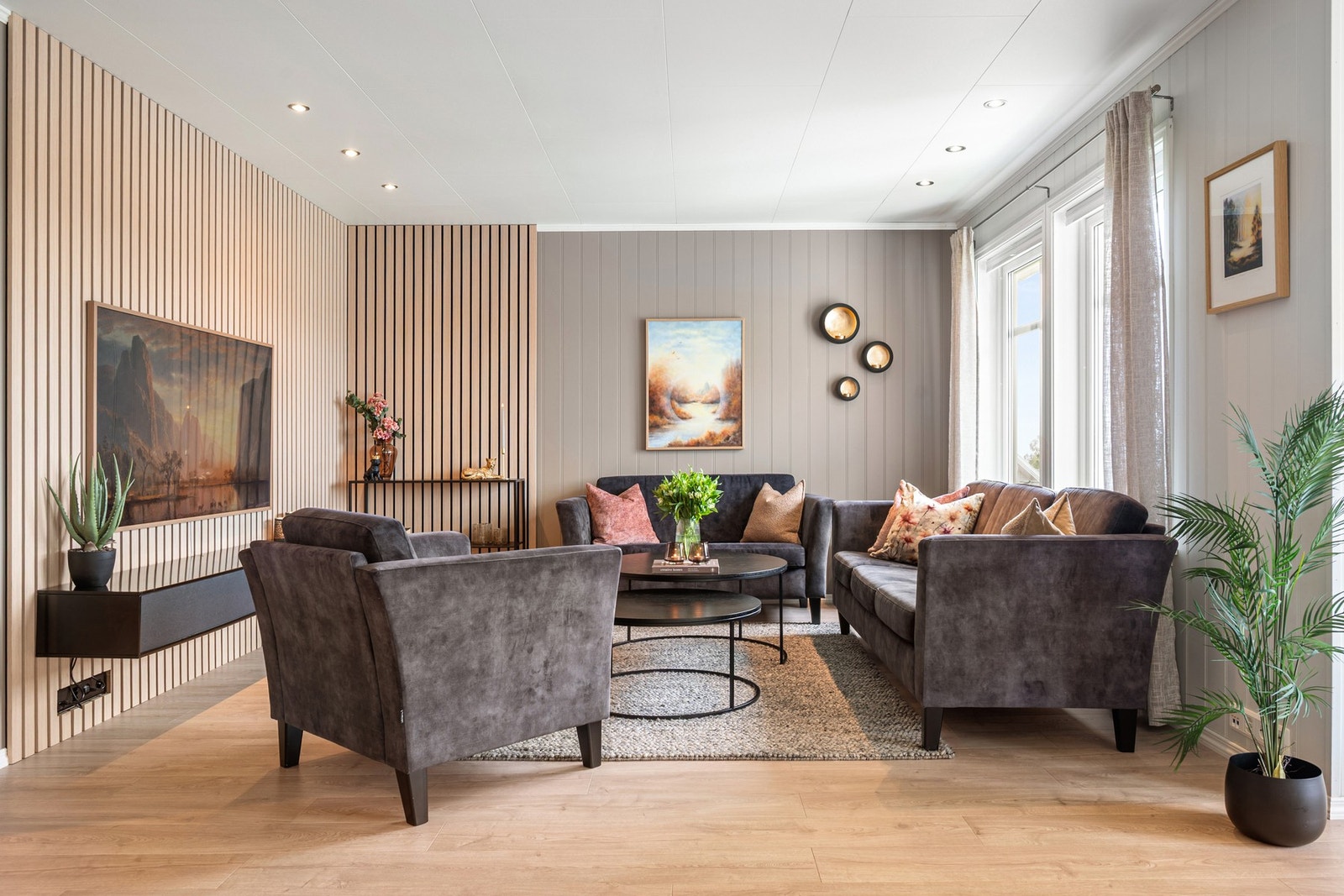 Spilevegger i stua er også fra nyere tid Galleribilde