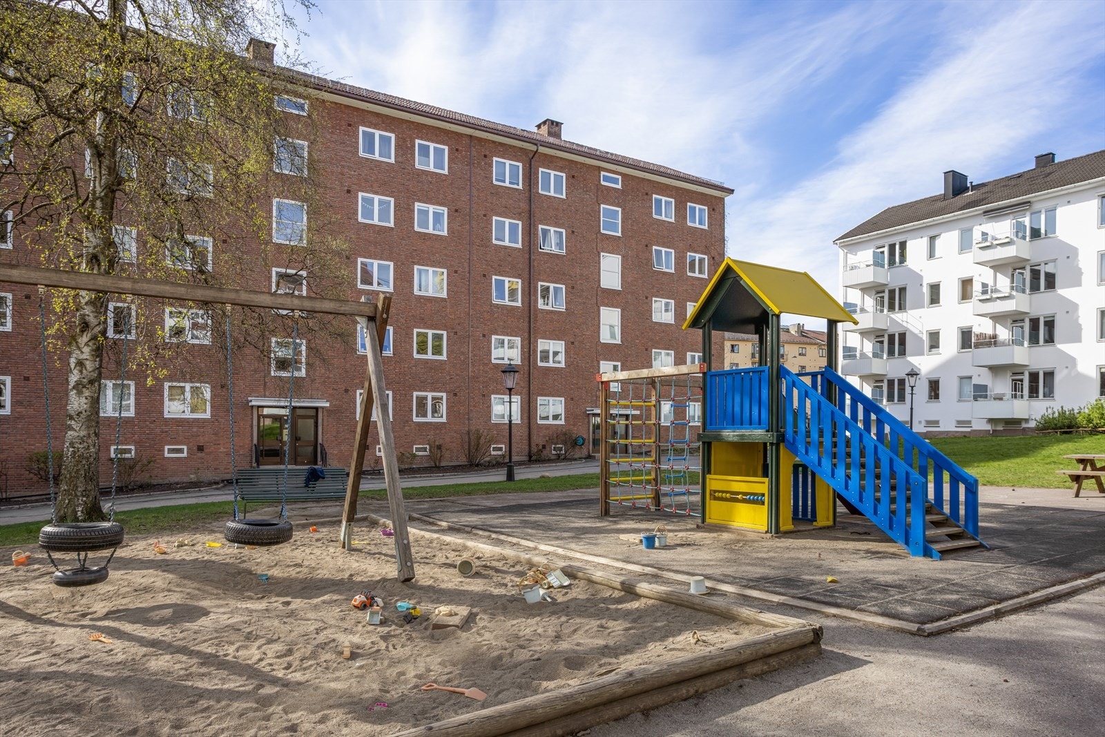 Dette er et ettertrakted borettslag som passer for både store og små. Galleribilde
