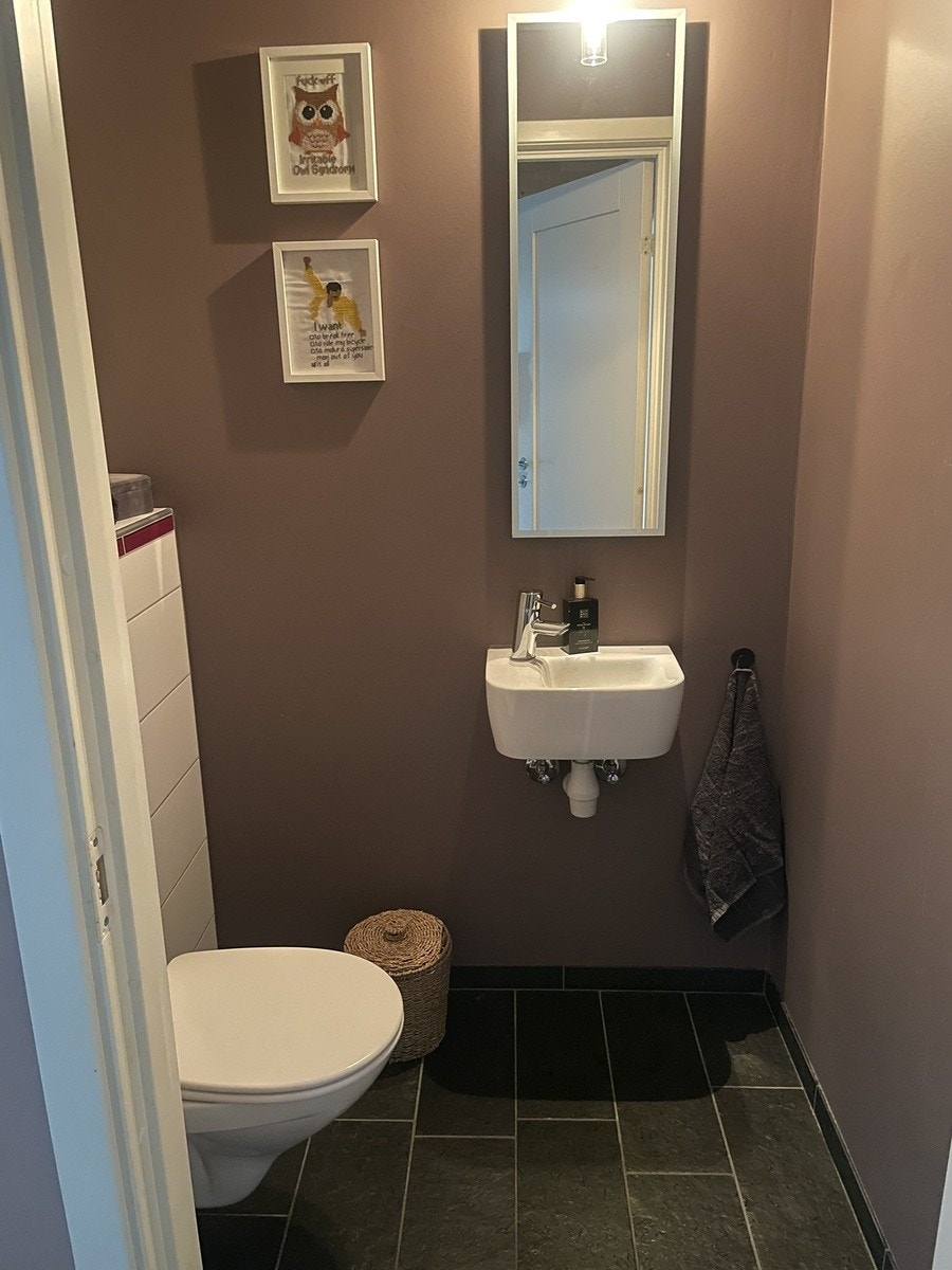WC , Gjestebad Galleribilde