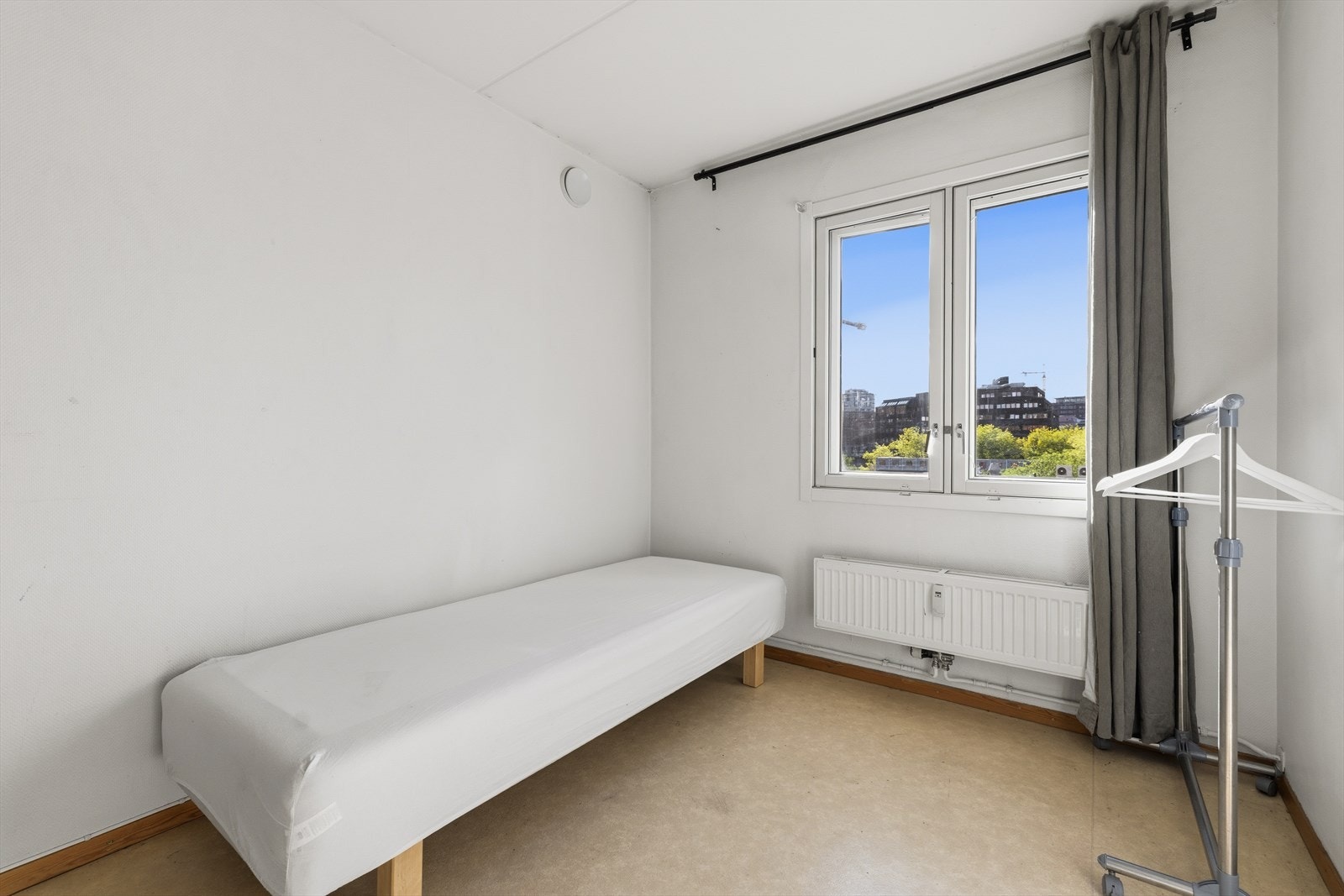 Utleievurdering fra Utleiemegleren på ca. kr 23 000-25 000 pr. mnd. ligger vedlagt i salgsoppgaven. Galleribilde