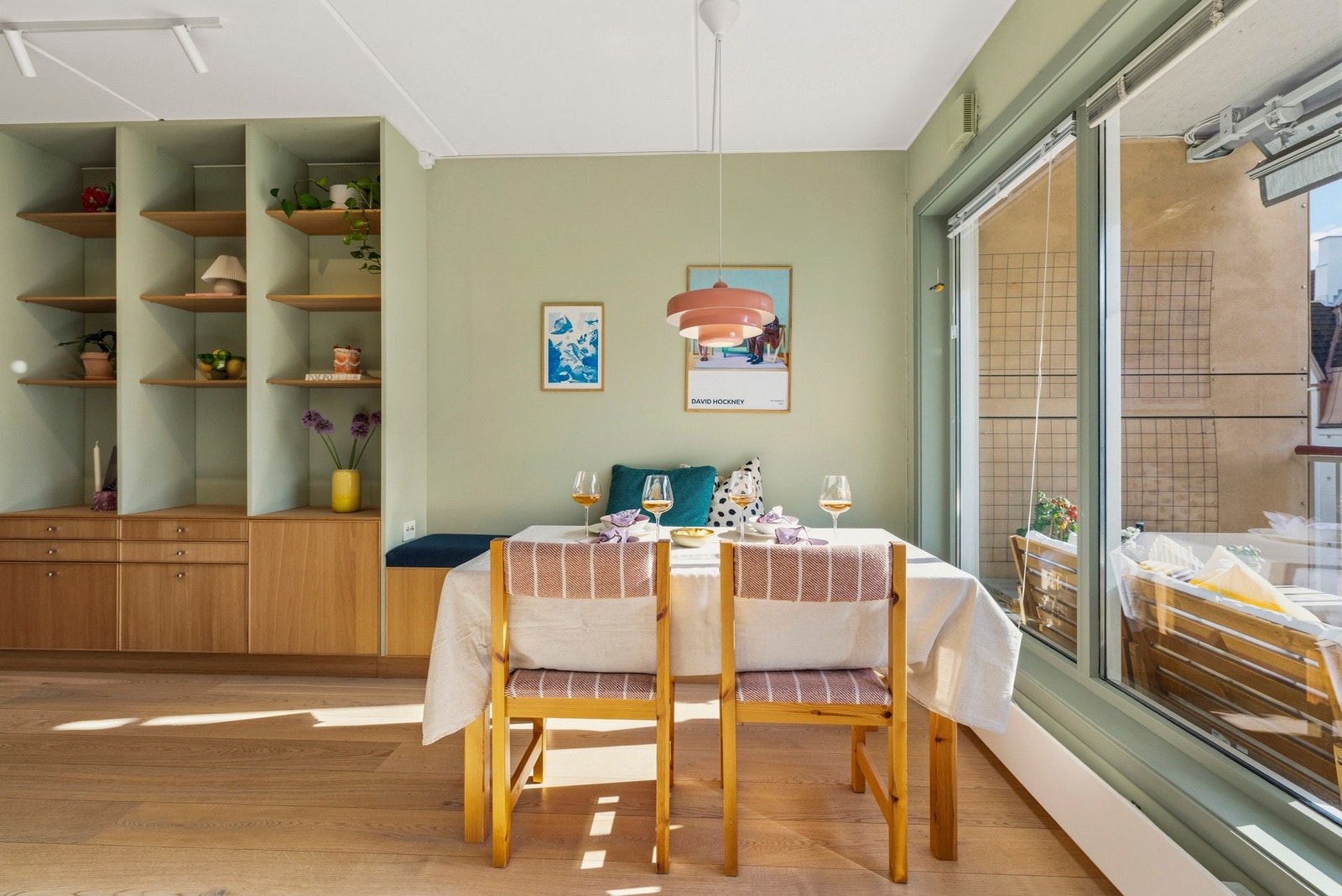 - God plass til et spisebord - Galleribilde