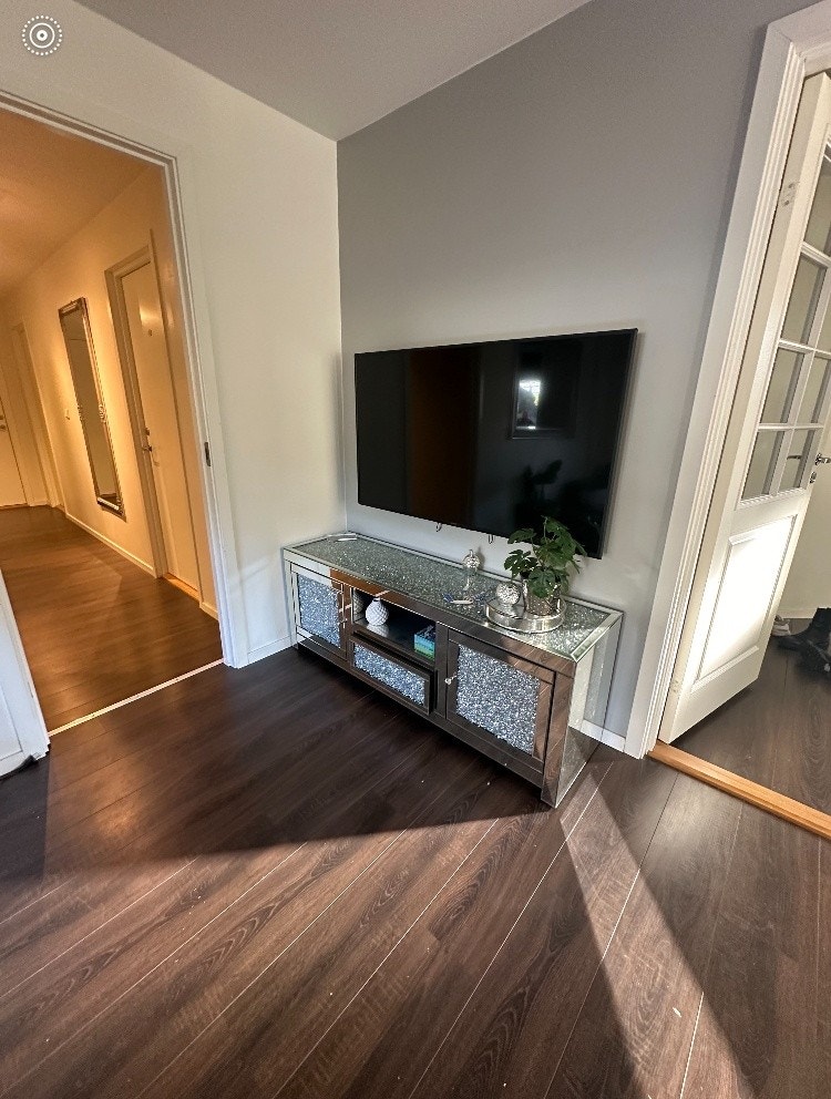 Innredet med helt nytt Sony SmartTV Galleribilde