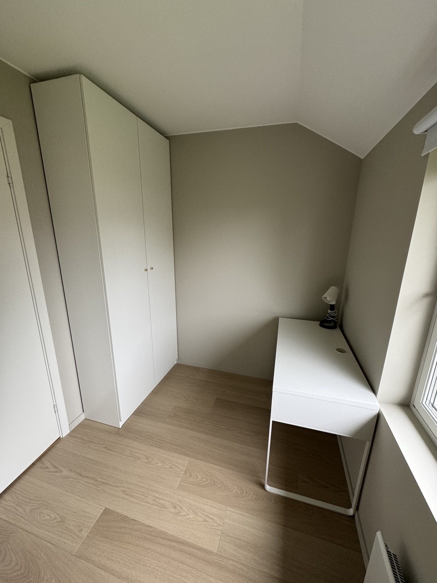 Room 1 Galleribilde