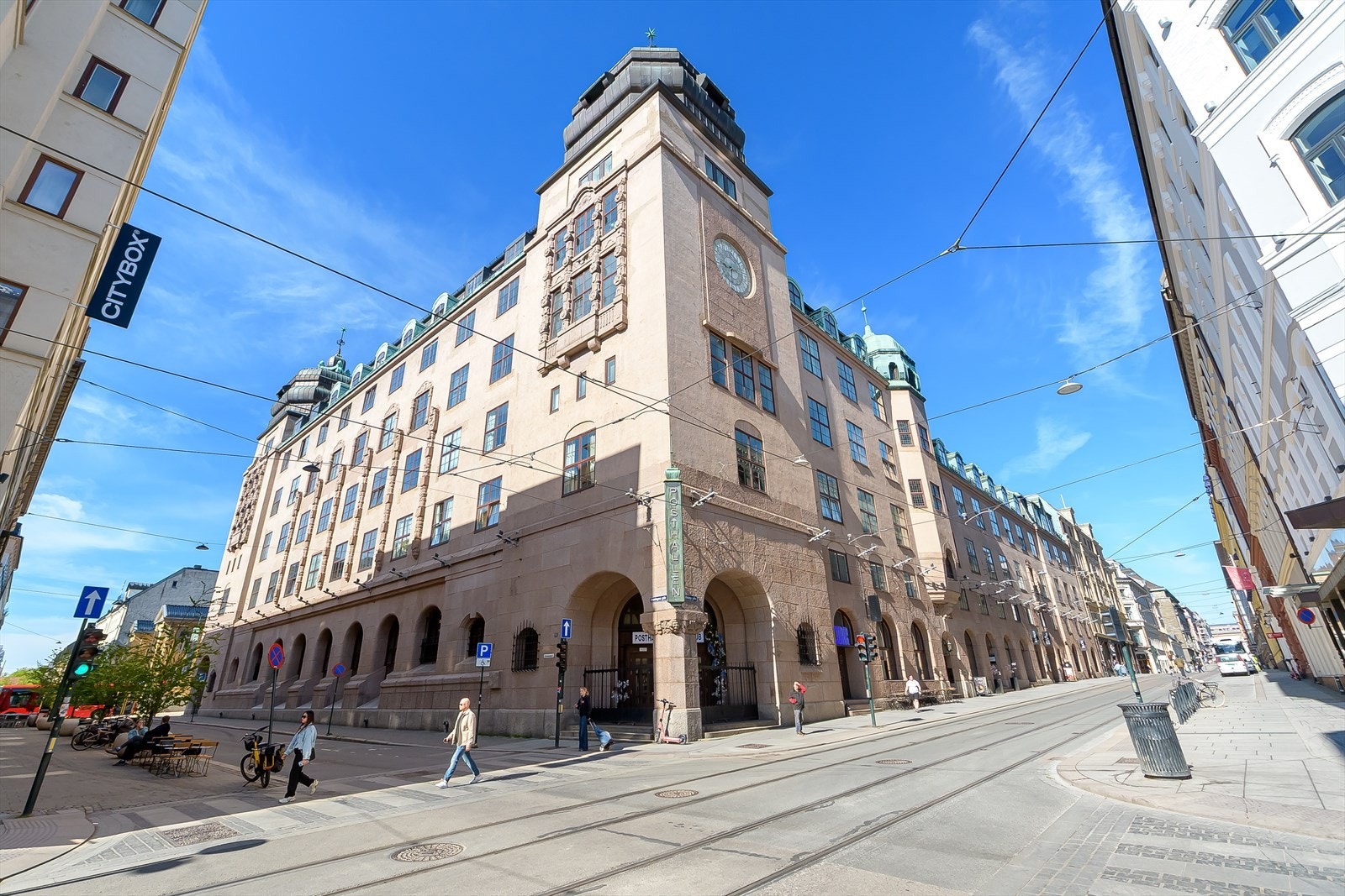 I Quadraturen bor du midt i Oslo sentrum med nærhet til alt av byens servicetilbud. Galleribilde