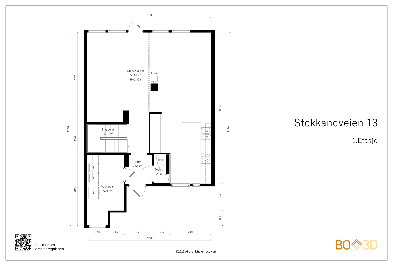 Første etasje har en sosial planløsning med åpen stue- og kjøkkenløsning, entré, toalettrom og et praktisk vaskerom. Galleribilde