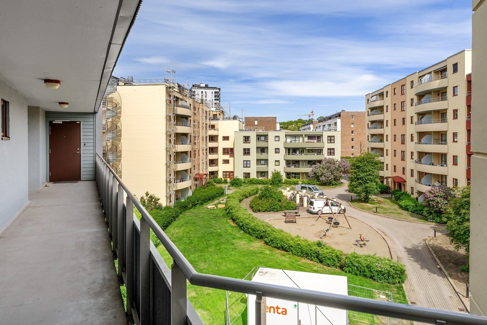 Flott gårdsrom for både store og små Galleribilde