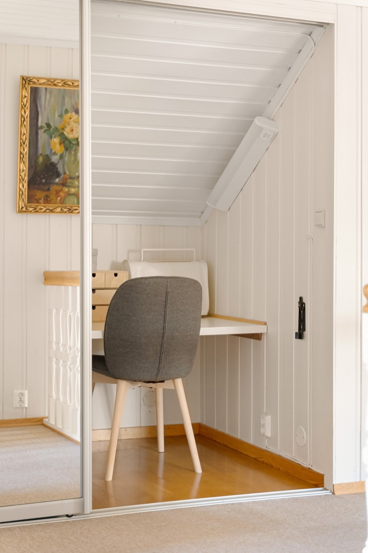 Romslig skyvedørsgarderobe Galleribilde