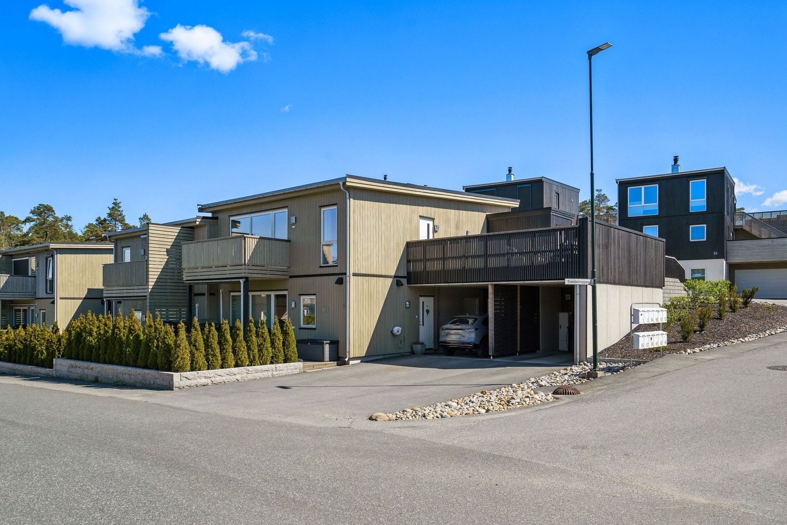 Fasade balkongside. Galleribilde