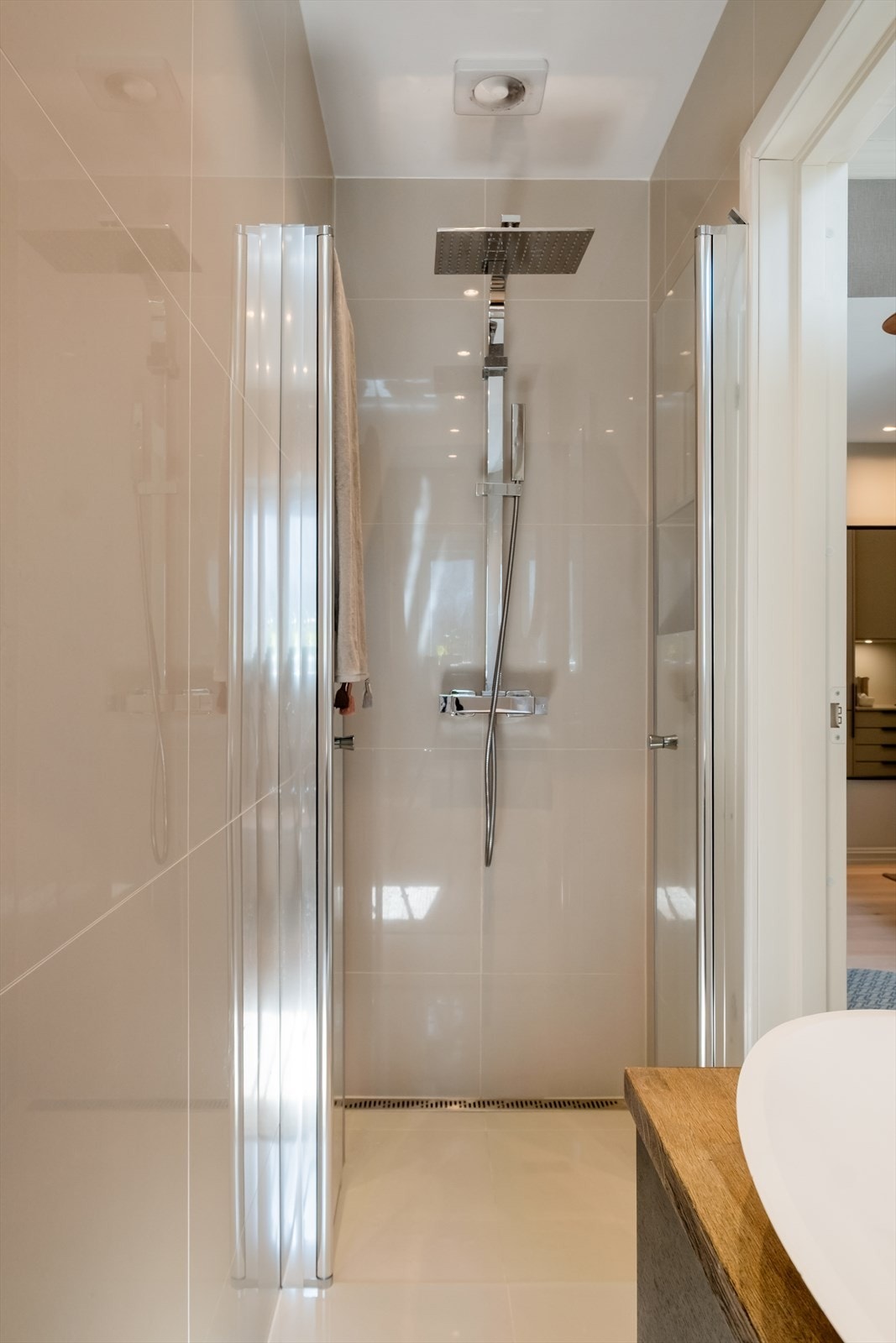 Det er mekanisk avtrekk på badet. Galleribilde