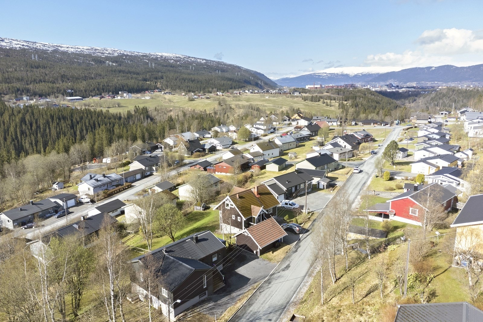 Gruben - Innholdsrik enebolig i et attraktivt område, romslig tomt og meget barnevennlig. Galleribilde