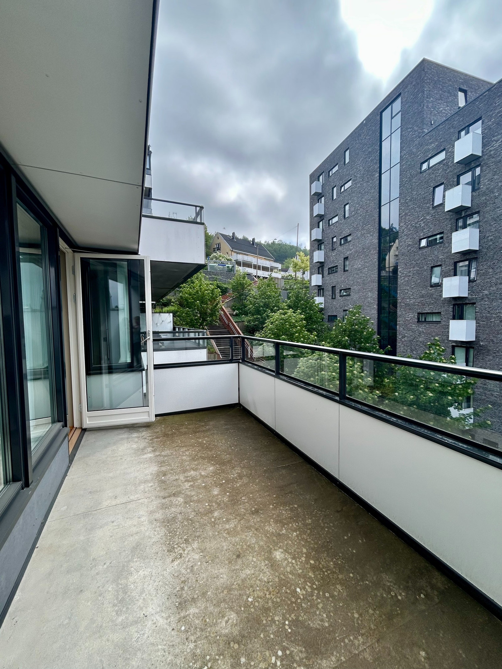 Stor romslig veranda Galleribilde