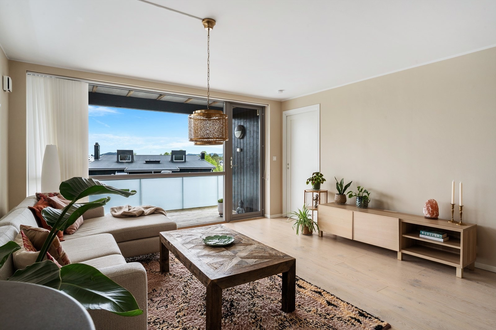 1-stavs parkett på gulv. Galleribilde