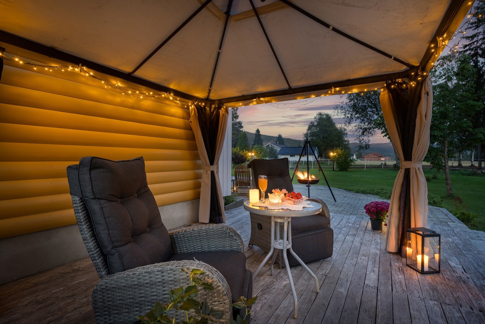 Pergola medfølger ved salget. Galleribilde