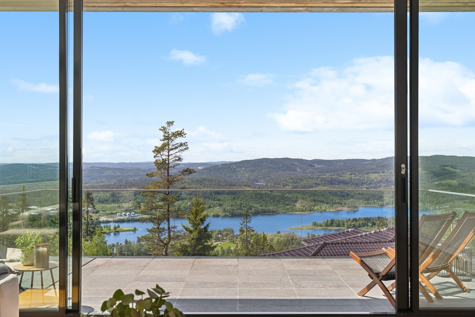 Her kan du nyte utsikten helt uten innsyn. Galleribilde