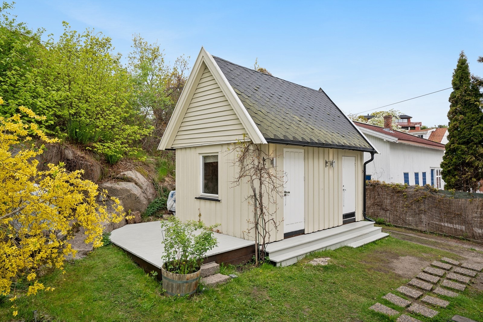 Uthus/anneks Galleribilde