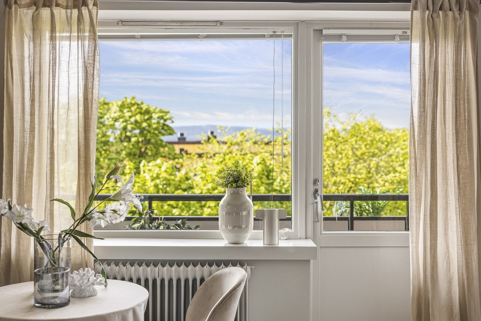 Fra leiligeheten ser du hele veien til Tryvannstårnet Galleribilde