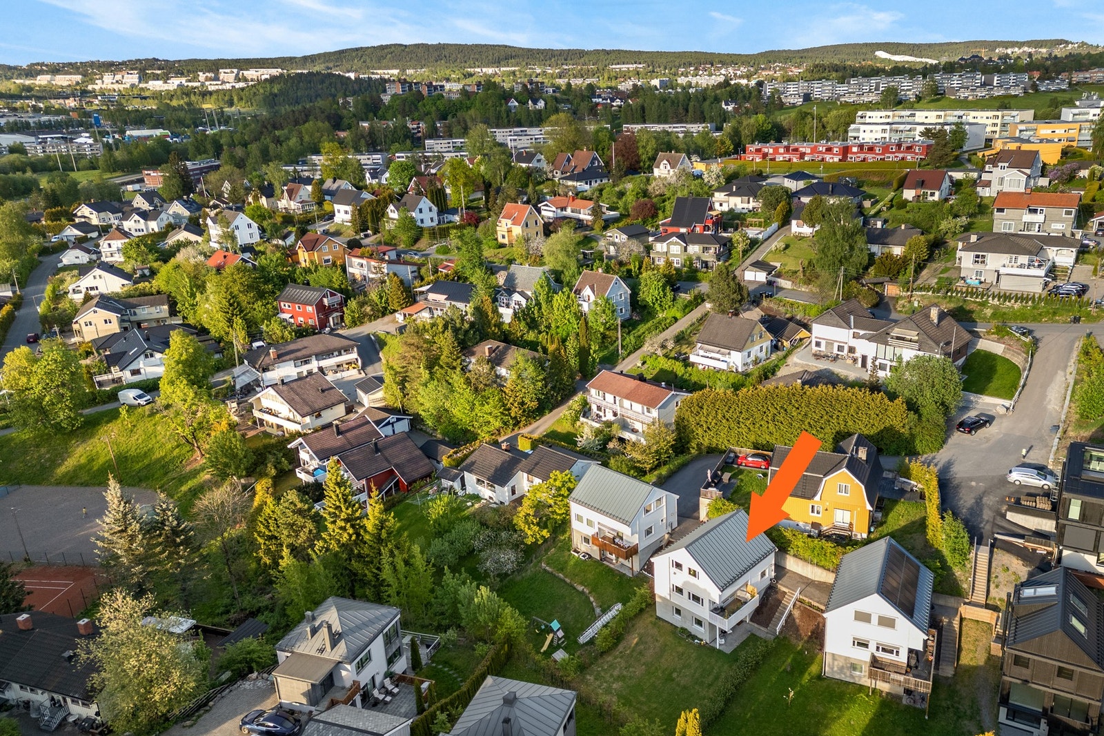 Attraktiv og barnevennlig beliggenhet i rolig villastrøk på Gamle Furuset Galleribilde