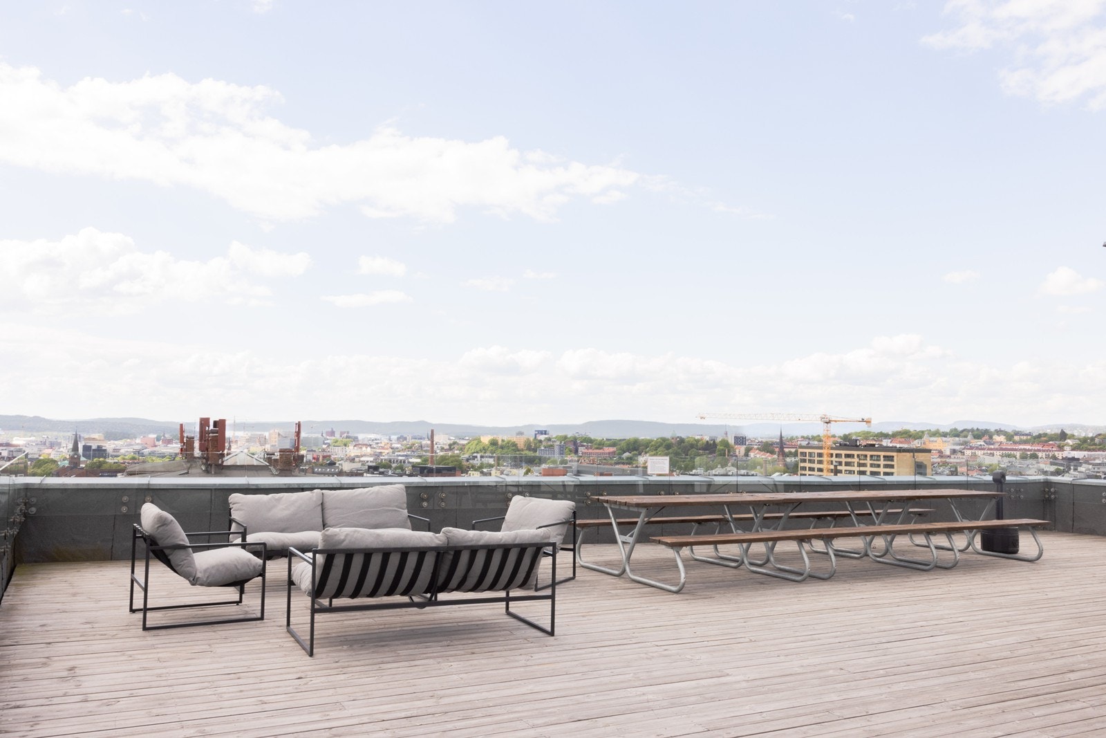 Felles takterrasse med fantastisk utsikt over Oslo. Galleribilde