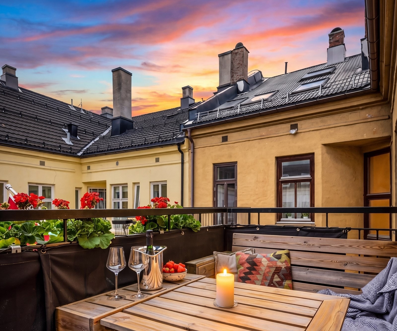 Velkommen til Niels Juels gate 5B, presentert av Fredrik Langsø ved Nordvik Bygdøy allé. (Foto: Zovenfra AS) Galleribilde
