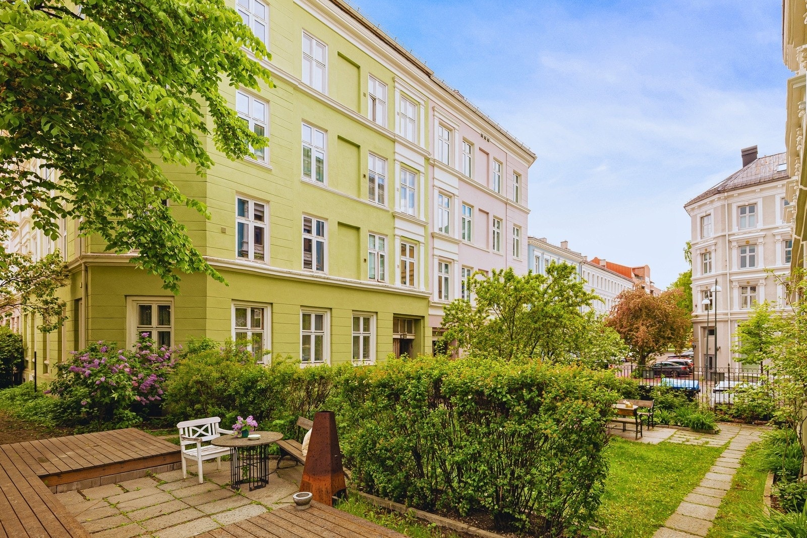 Her kan du også dyrke grønnsaker i parsellhager som er satt ut i fellesarealene! Galleribilde