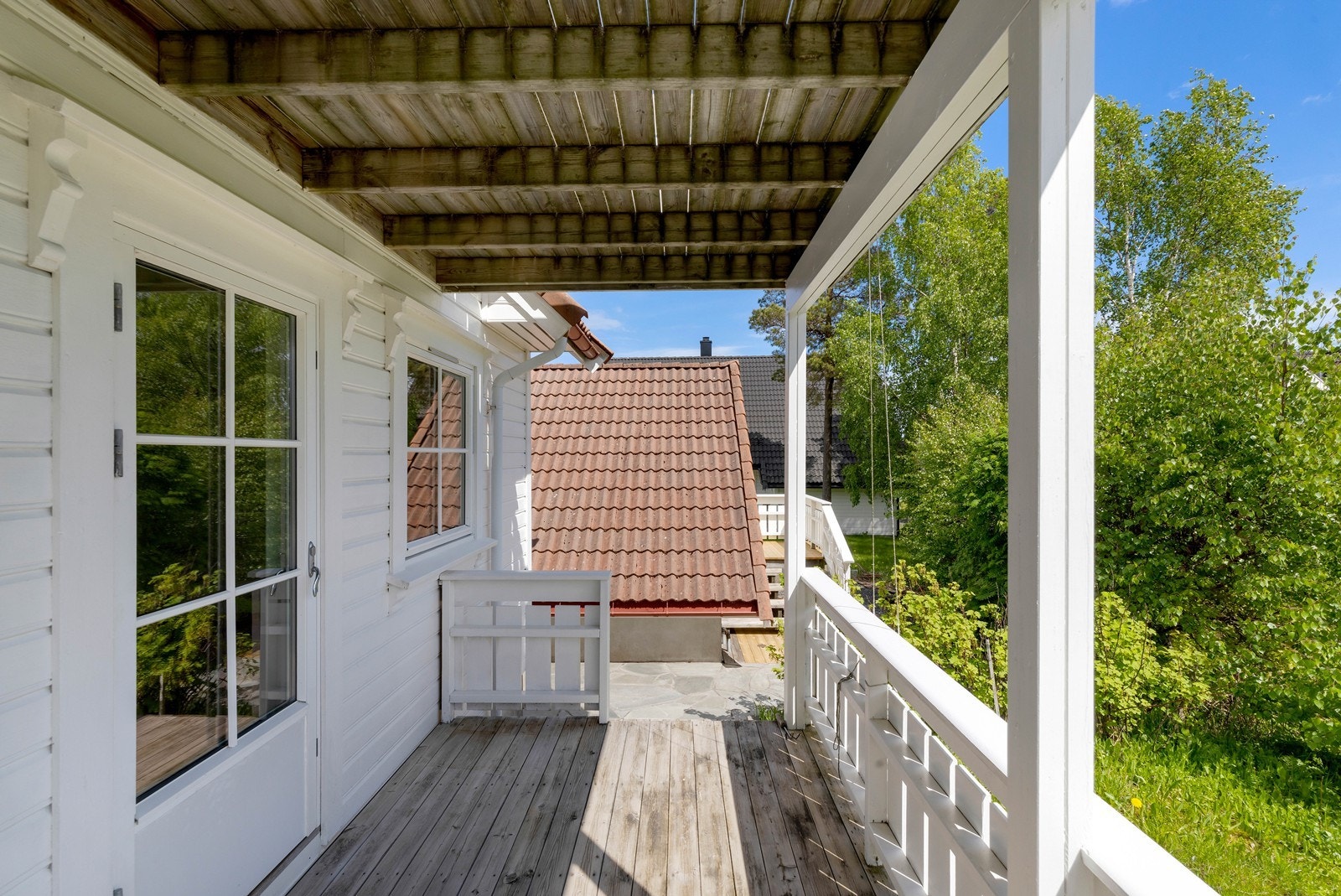 Utgang fra soverommet. Galleribilde