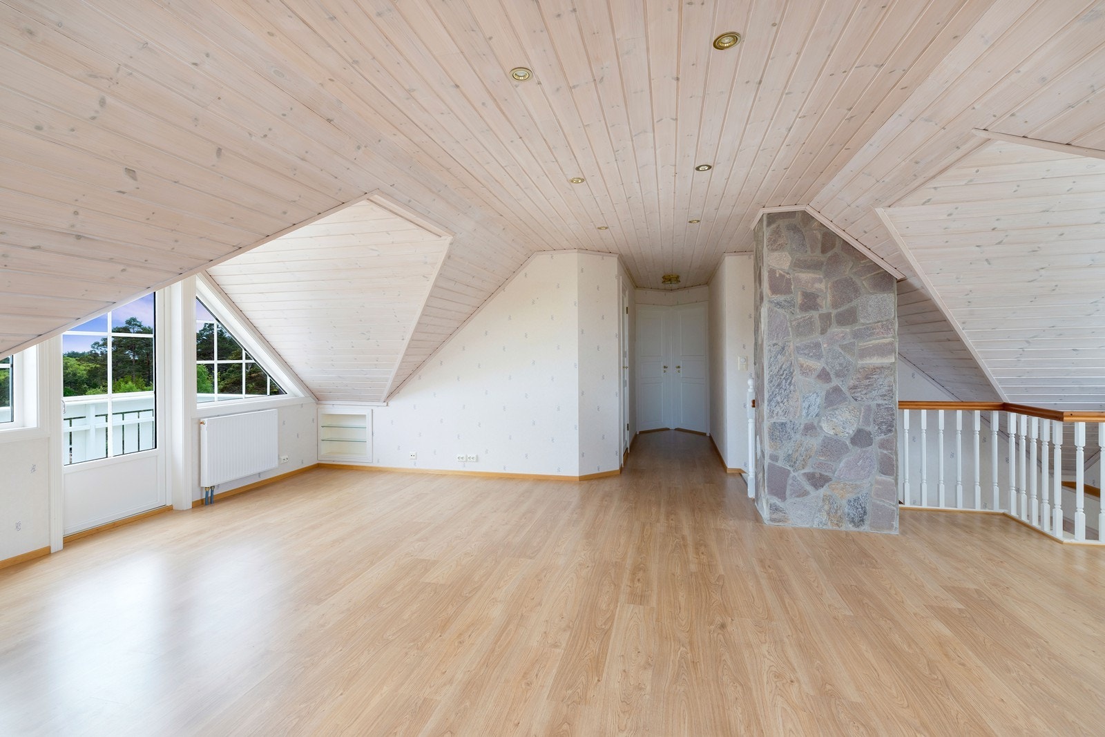 Det er tegnet inn et ekstra soverom i loftstuen. Galleribilde