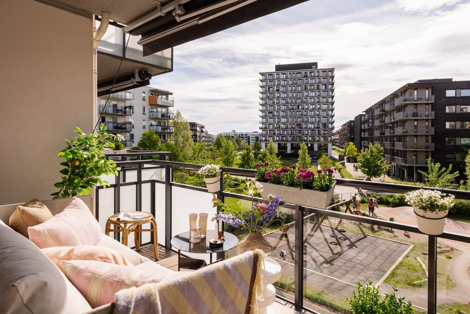 Sommeren kan dere nyte på en vestvendt balkong på hele 9 m². Galleribilde