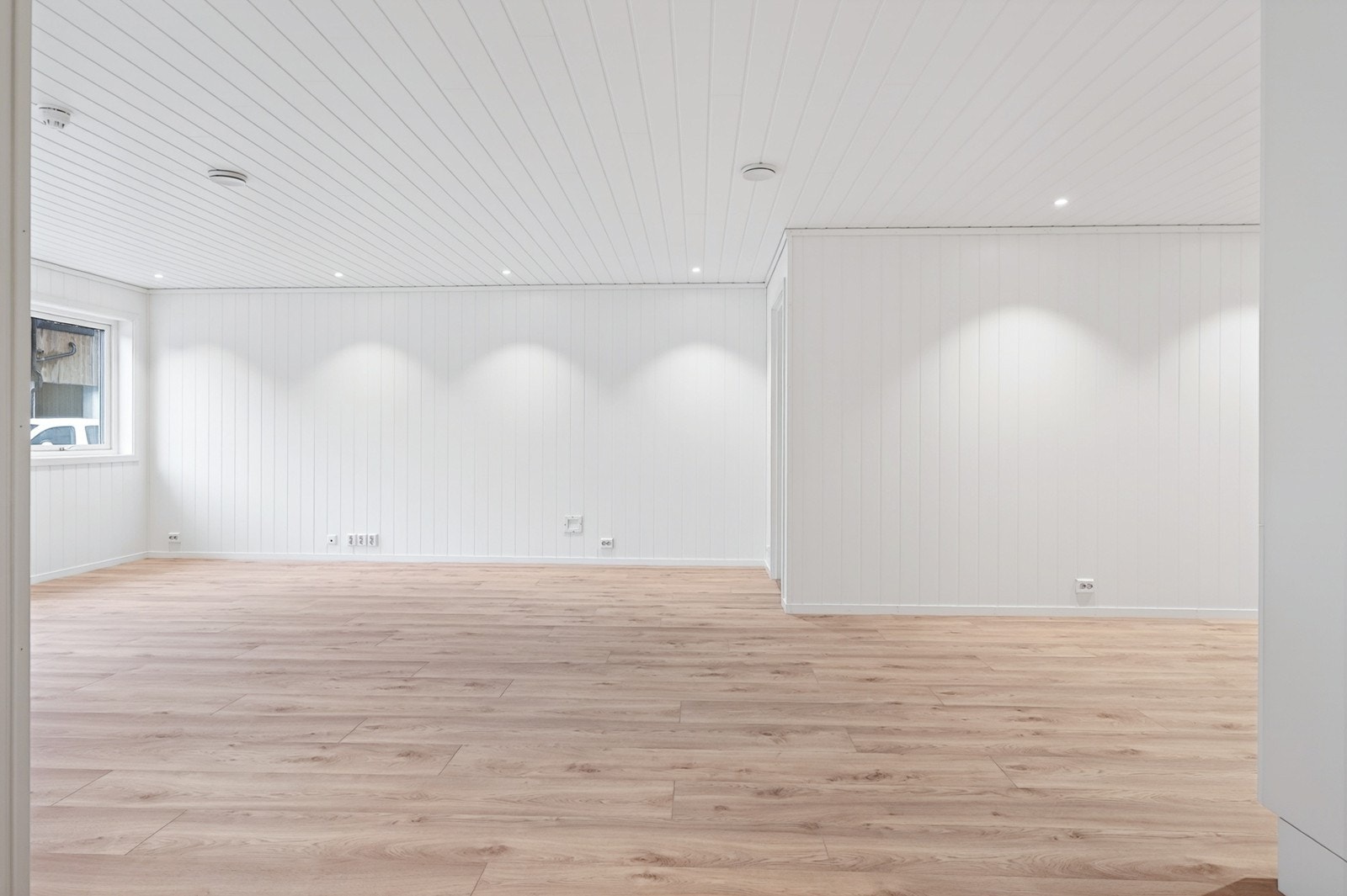 Downlights i tak Galleribilde