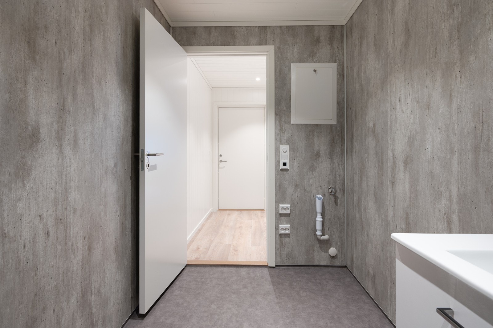Badet har opplegg vaskemaskin Galleribilde