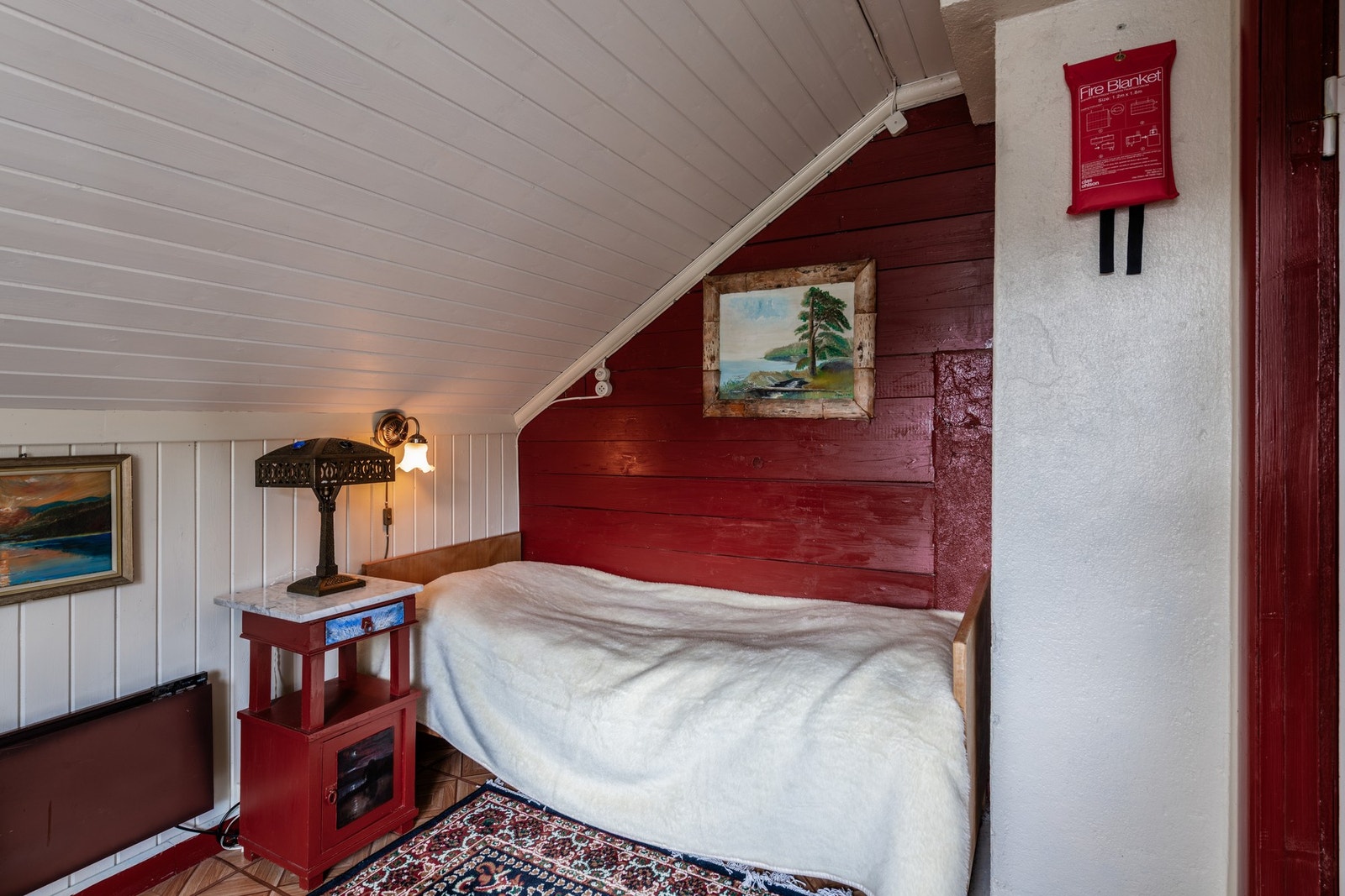 Soverom på loftsetasjen Galleribilde
