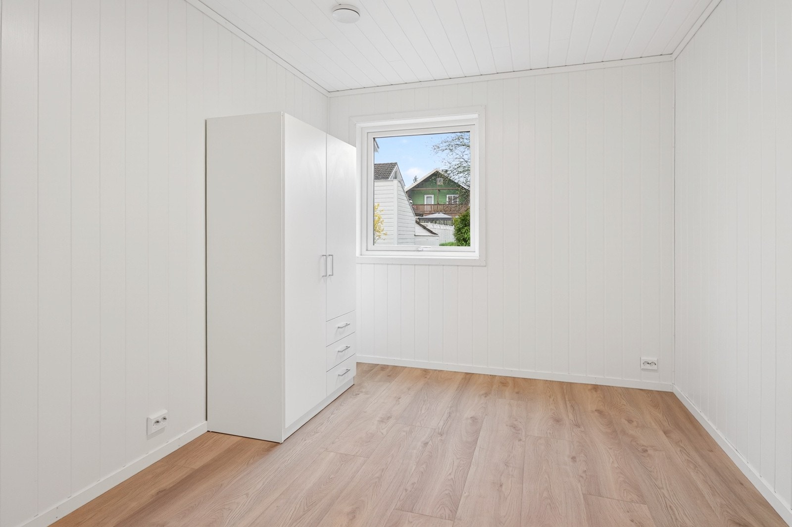 Soverom 3 med garderobeskap Galleribilde