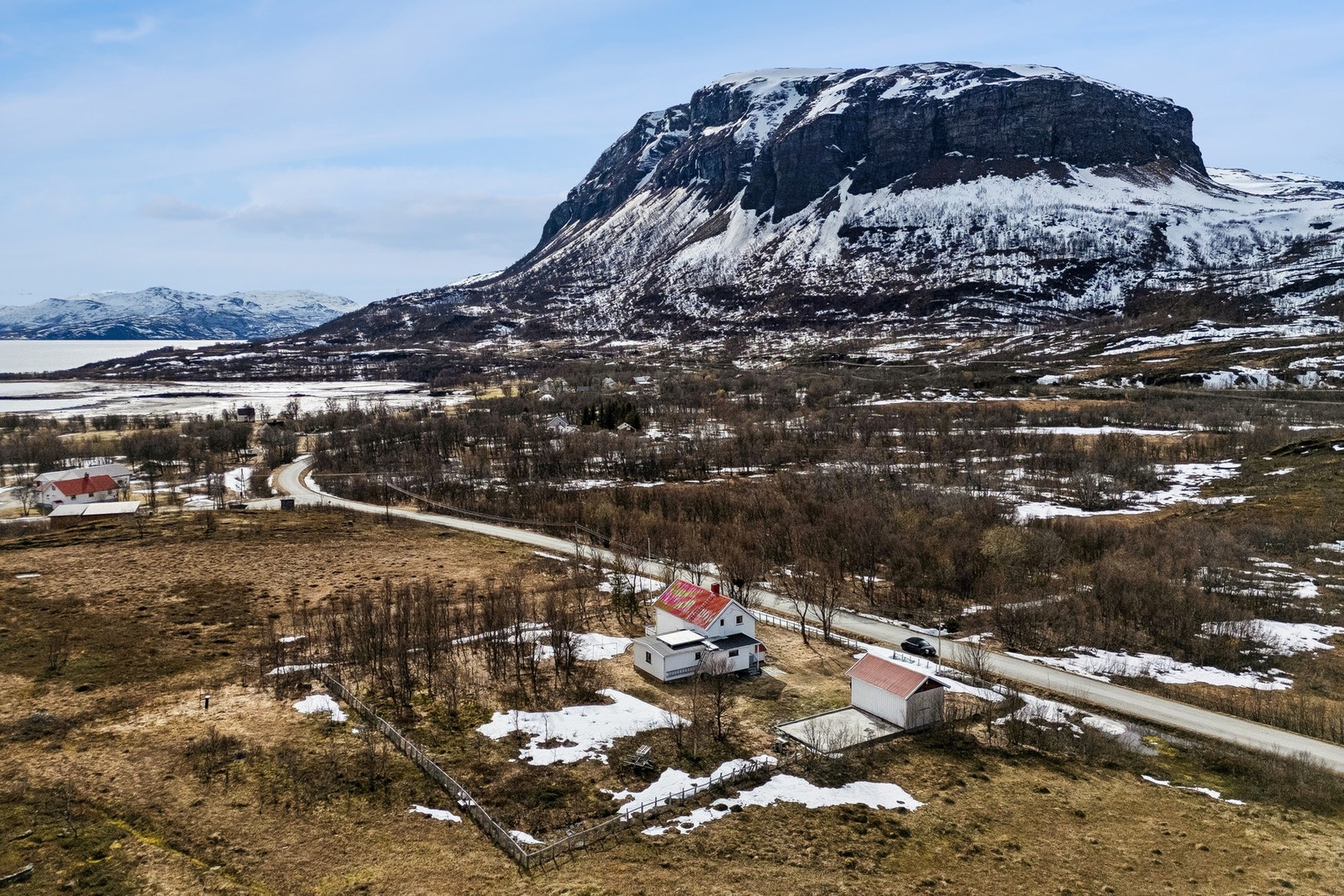 Området byr på flotte turmuligheter året rundt, rett utenfor døren. Galleribilde