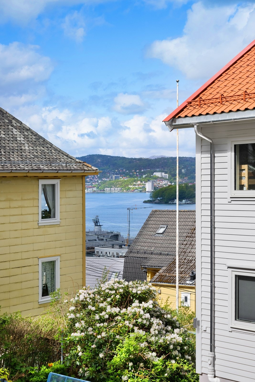 Leiligheten har en sentral og attraktiv beliggenhet i Laksevåg. Galleribilde