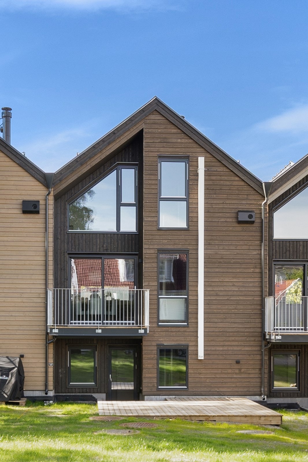 Veletablert og attraktivt boligområde på Ullern - Garasjeplass i felles anlegg Galleribilde