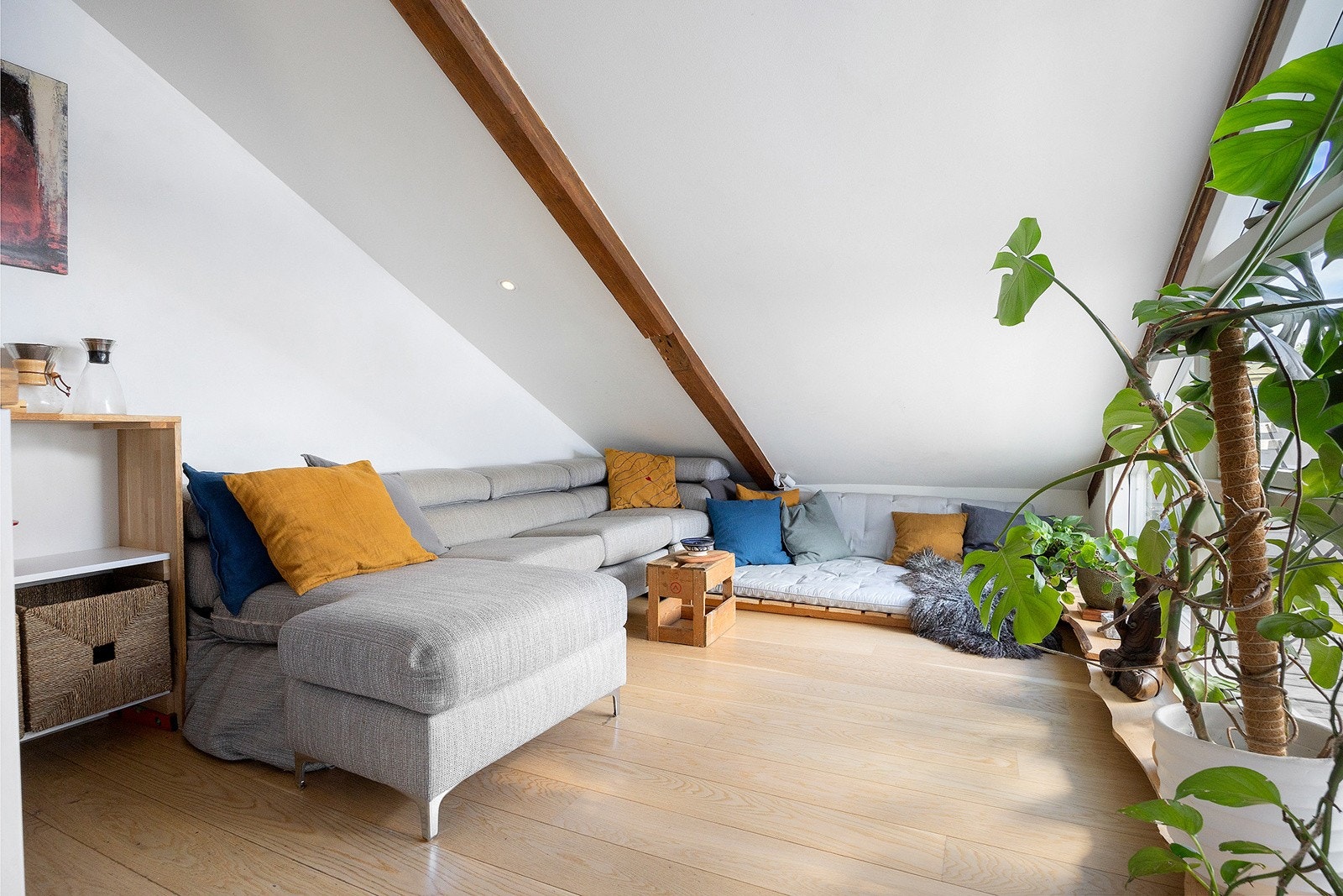 Dagens sofalølsning i loftsetg. Galleribilde