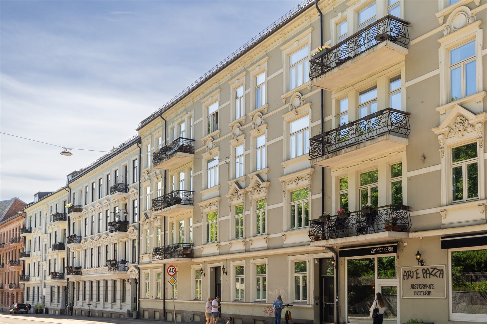 Et sjeldent prosjekt for den som ønsker å skape noe helt eget i en klassisk bygård. Galleribilde
