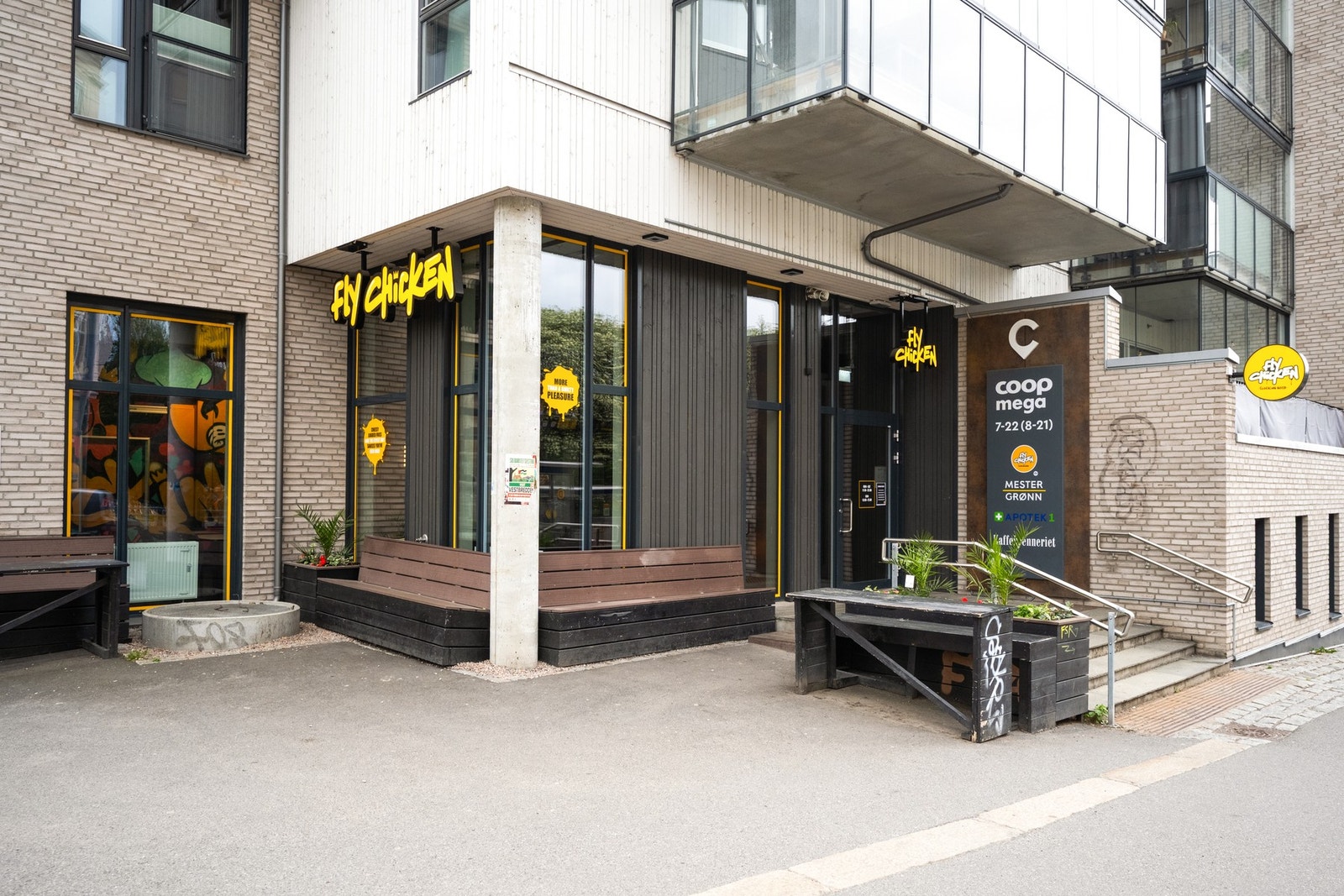 Carl Berner torg ligger en kort spasertud unna. Galleribilde