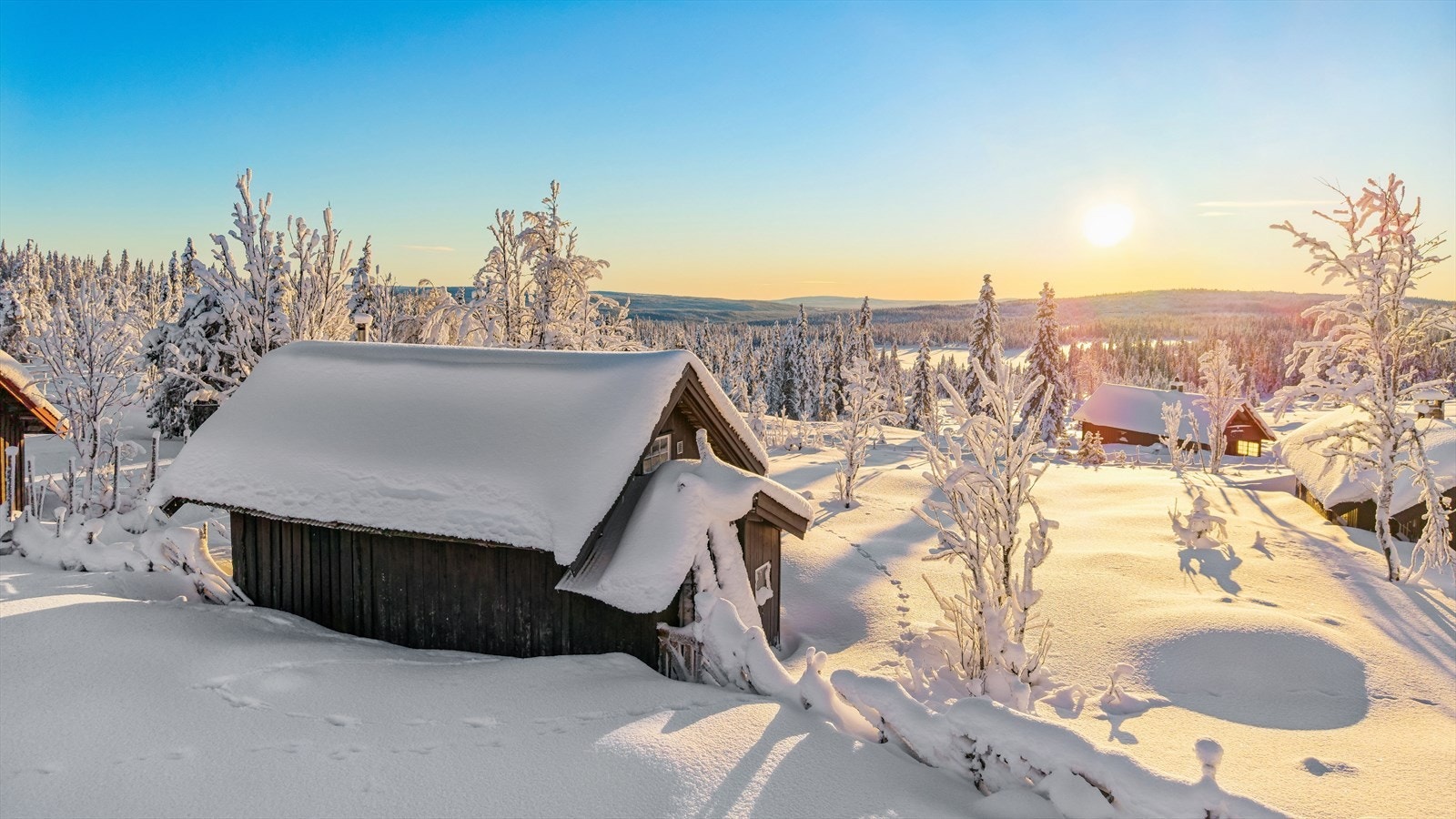 Annekset med utsynet utover i d flotte vinterlandskapet. Galleribilde